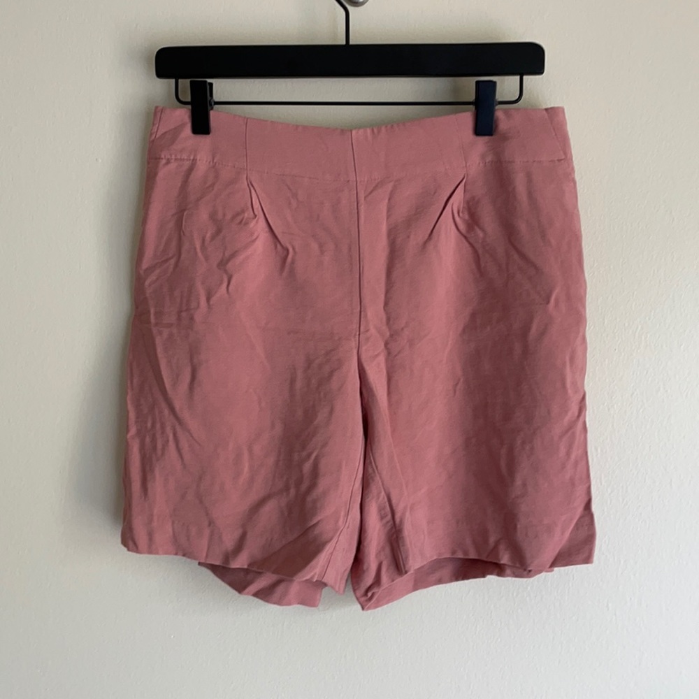 LOFT High-waisted Short